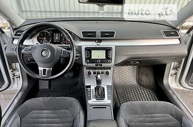 Универсал Volkswagen Passat 2013 в Киеве