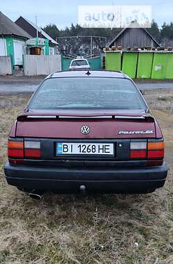 Седан Volkswagen Passat 1988 в Лубнах