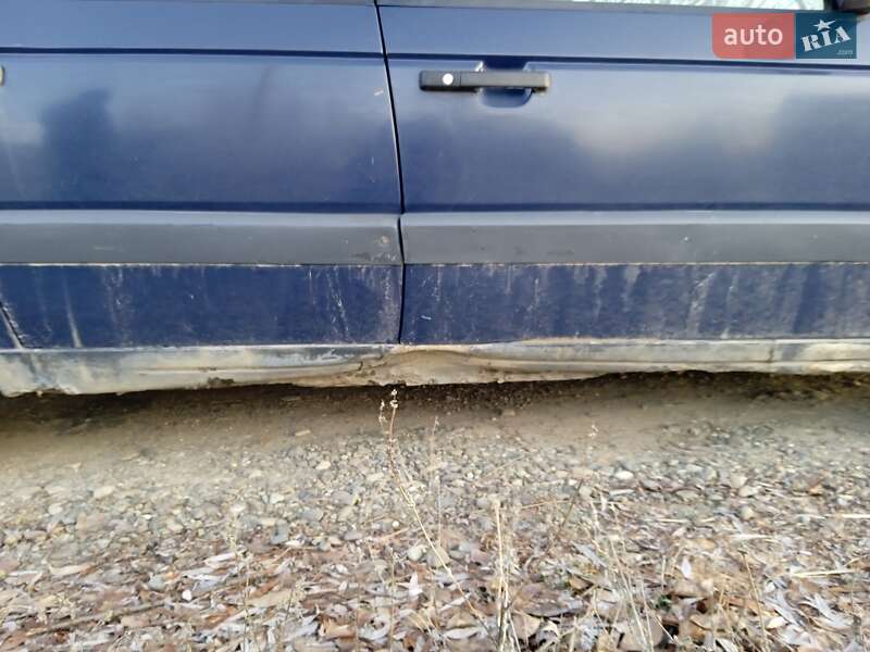 Седан Volkswagen Passat 1992 в Черновцах фото 5 Седан Volkswagen Passat 1992 в Черновцах