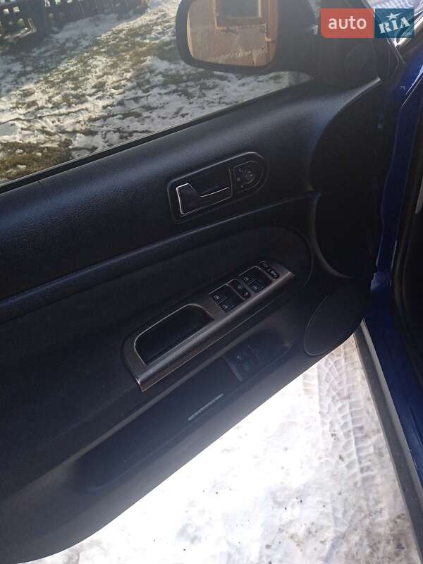 Универсал Volkswagen Passat 2001 в Любомле