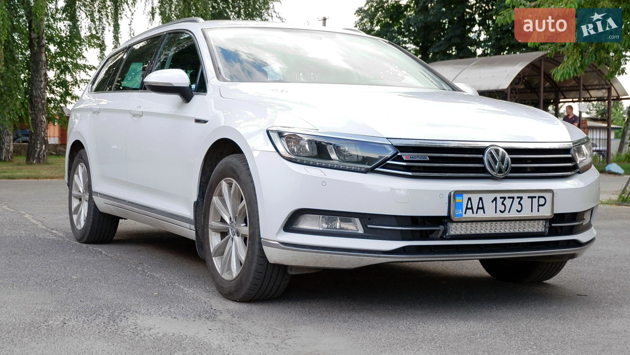 2016 Volkswagen Passat - мініатюра 14