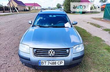 Универсал Volkswagen Passat 2003 в Великой Александровке
