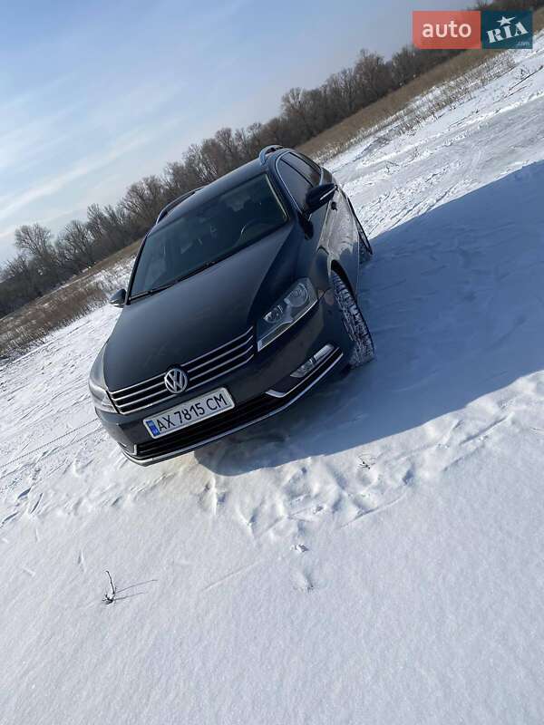 Универсал Volkswagen Passat 2011 в Харькове