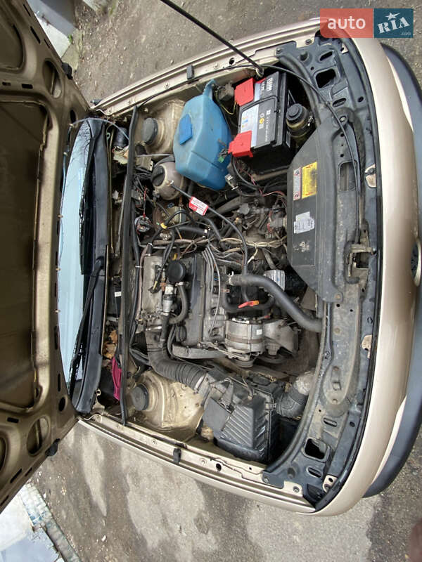 Седан Volkswagen Passat 1989 в Одессе