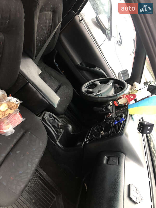 Volkswagen Passat 1995