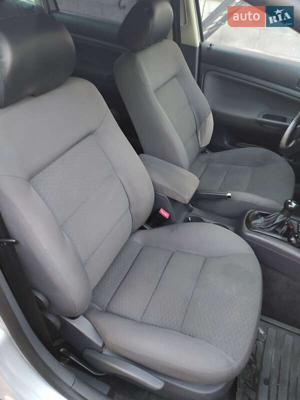 Седан Volkswagen Passat 2003 в Лановцах фото 12 Седан Volkswagen Passat 2003 в Лановцах