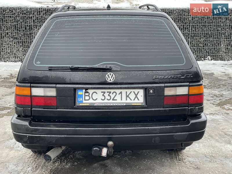 Універсал Volkswagen Passat 1992 в Львові