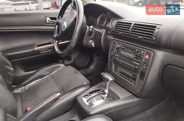 Седан Volkswagen Passat 2001 в 