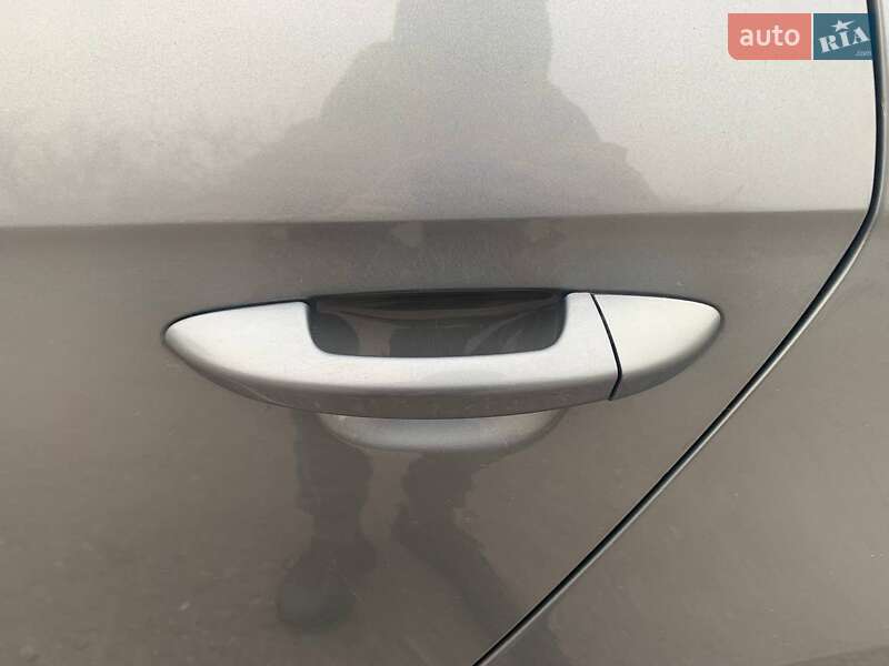 Универсал Volkswagen Passat 2007 в Одессе
