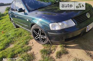 Седан Volkswagen Passat 1997 в Ивано-Франковске