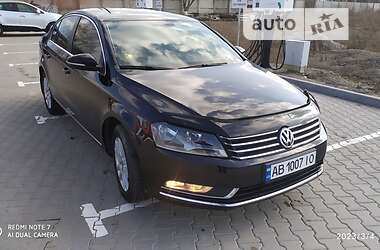 Седан Volkswagen Passat 2011 в 