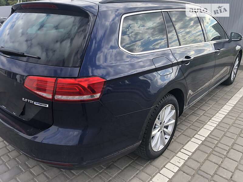 Універсал Volkswagen Passat 2017 в Луцьку