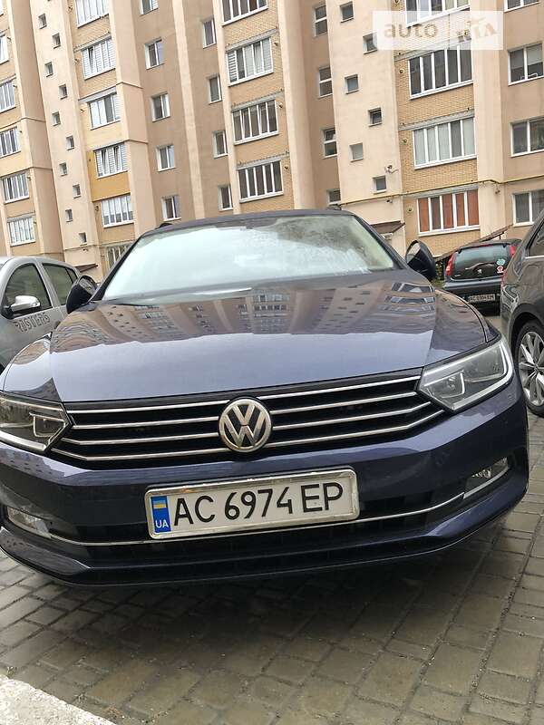 Універсал Volkswagen Passat 2017 в Луцьку