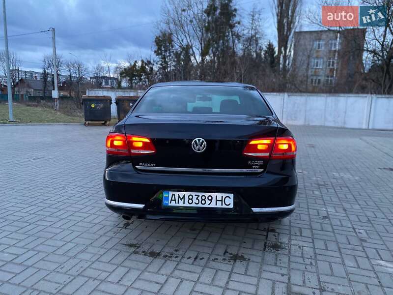 Седан Volkswagen Passat 2014 в Житомирі