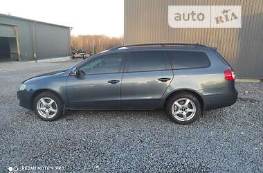 Універсал Volkswagen Passat 2010 в 
