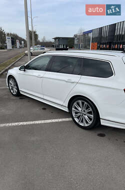Универсал Volkswagen Passat 2018 в Ровно