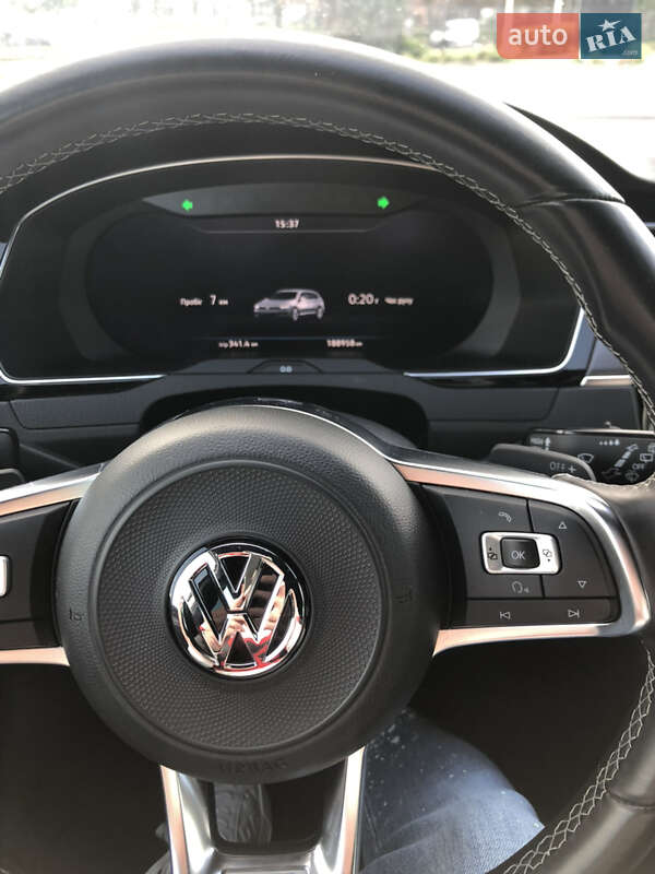 Универсал Volkswagen Passat 2018 в Ровно