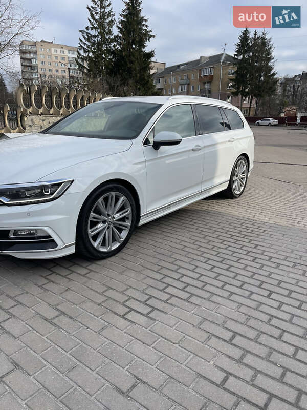 Универсал Volkswagen Passat 2018 в Ровно