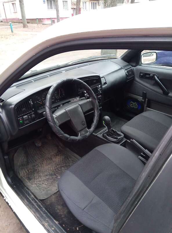 Универсал Volkswagen Passat 1990 в Харькове фото 21 Универсал Volkswagen Passat 1990 в Харькове