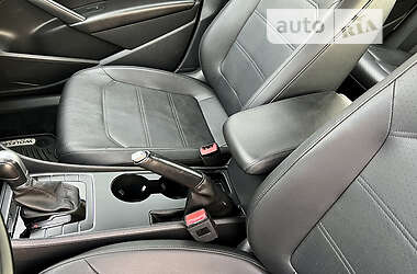 Седан Volkswagen Passat 2015 в 