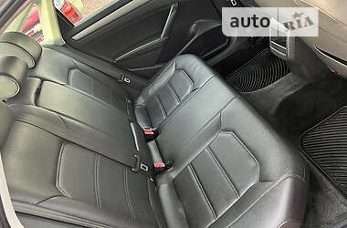 Седан Volkswagen Passat 2015 в 
