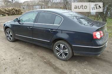 Седан Volkswagen Passat 2008 в Новом Буге