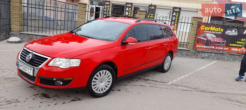 Універсал Volkswagen Passat 2006 в Житомирі