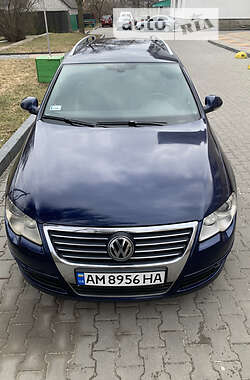 Універсал Volkswagen Passat 2006 в Звягелі