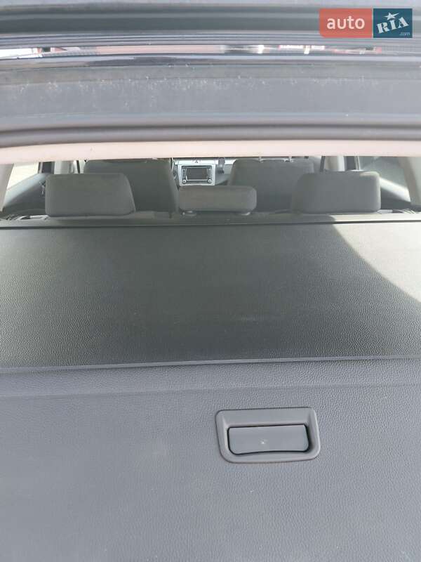 Универсал Volkswagen Passat 2009 в Сарнах