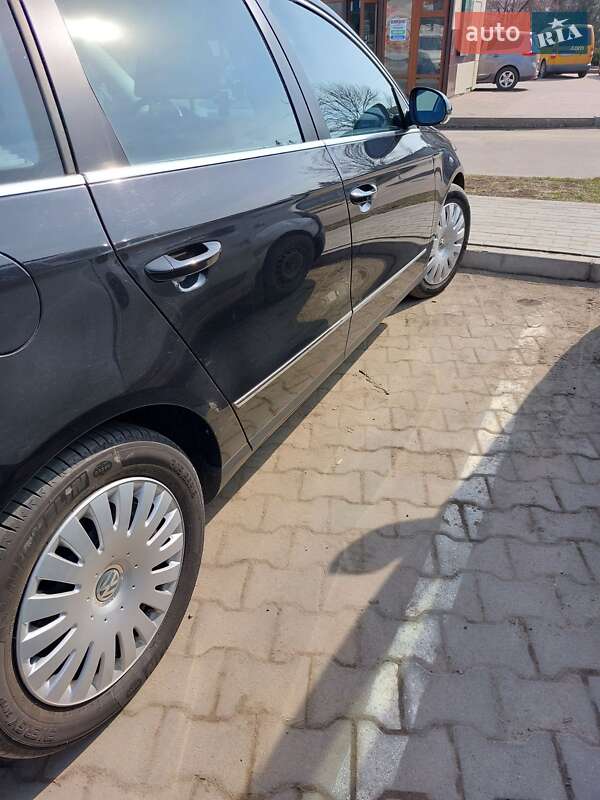 Универсал Volkswagen Passat 2009 в Сарнах