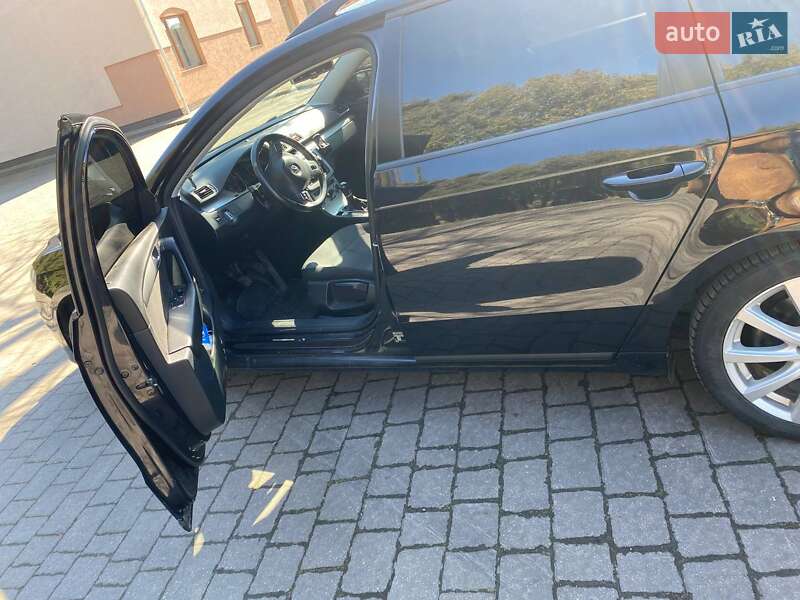 Универсал Volkswagen Passat 2012 в Рожнятове