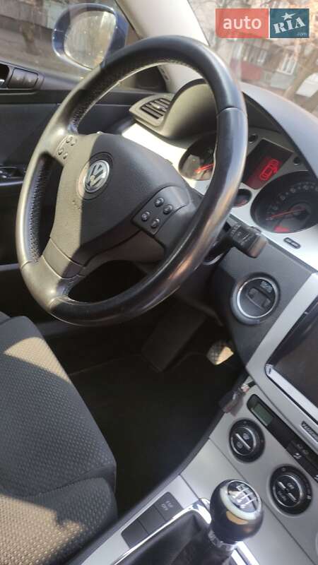 Универсал Volkswagen Passat 2008 в Каменском