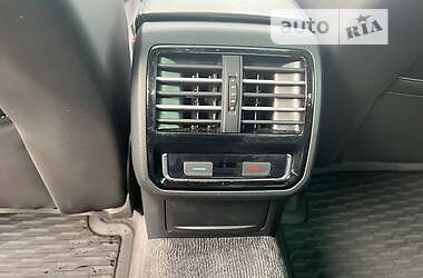 Седан Volkswagen Passat 2015 в 