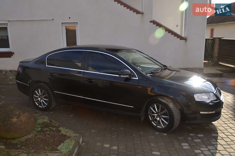 Седан Volkswagen Passat 2006 в Коломые