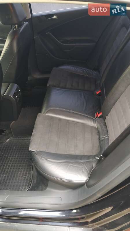 Седан Volkswagen Passat 2008 в Чорткові