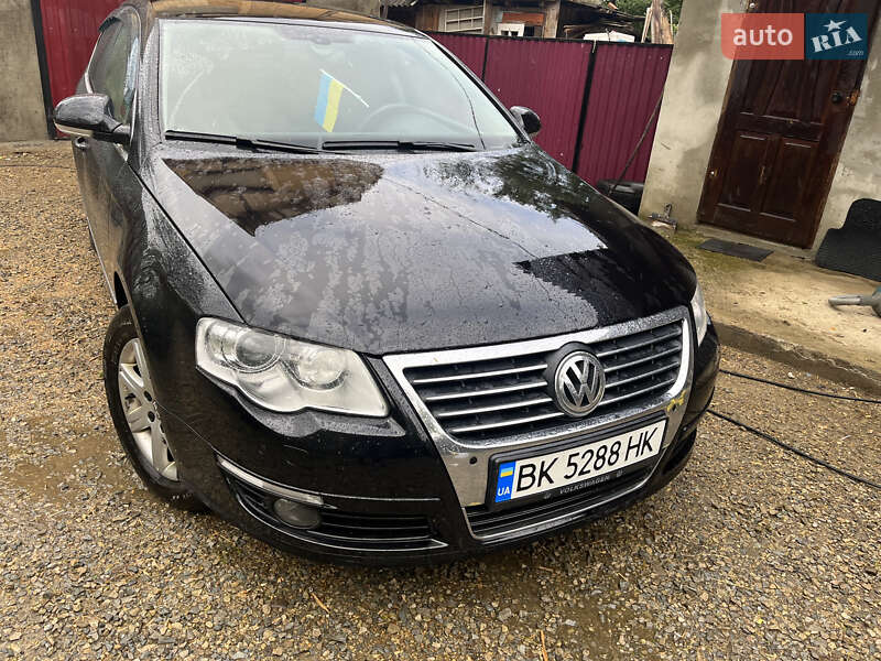 Седан Volkswagen Passat 2006 в Богородчанах