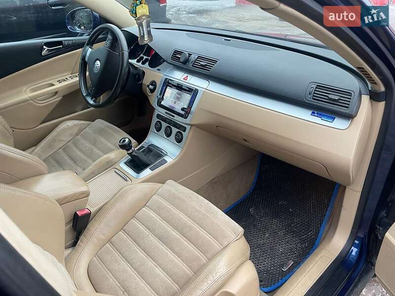 Універсал Volkswagen Passat 2006 в Сокалі