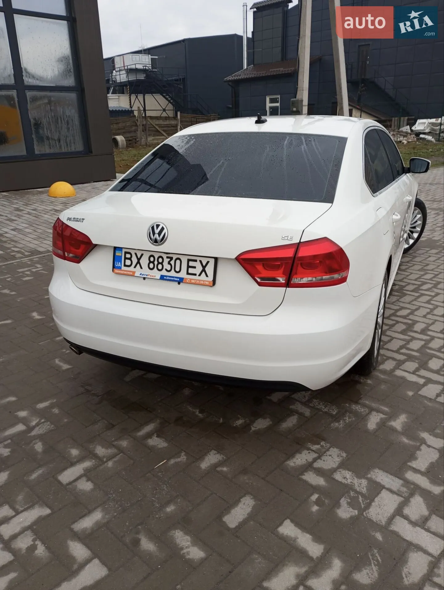 2013 Volkswagen Passat - мініатюра 2