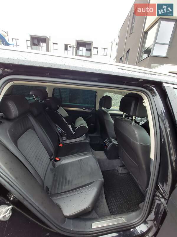 Универсал Volkswagen Passat 2015 в Ужгороде