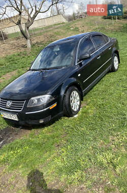Седан Volkswagen Passat 2002 в 
