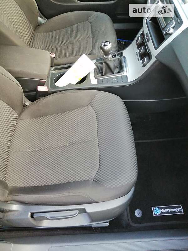 Універсал Volkswagen Passat 2012 в Броварах