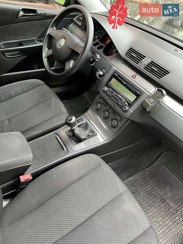 Универсал Volkswagen Passat 2008 в Луцке фото 9 Универсал Volkswagen Passat 2008 в Луцке