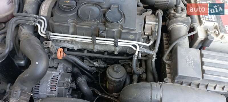 Універсал Volkswagen Passat 2008 в Львові