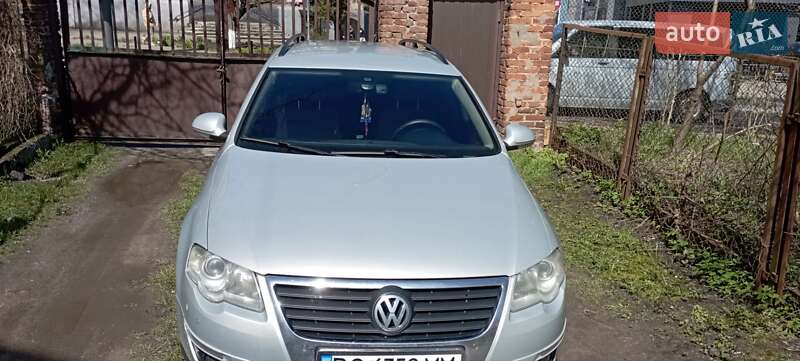 Універсал Volkswagen Passat 2008 в Львові