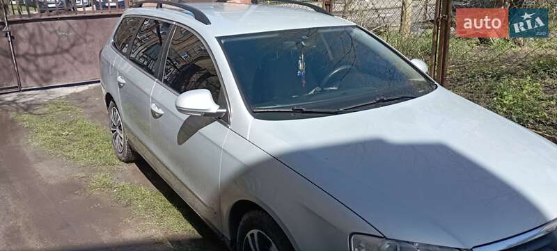 Універсал Volkswagen Passat 2008 в Львові