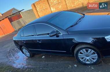 Седан Volkswagen Passat 2005 в 