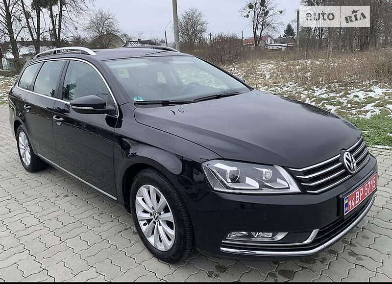 Універсал Volkswagen Passat 2014 в Ужгороді