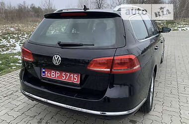 Універсал Volkswagen Passat 2014 в Ужгороді