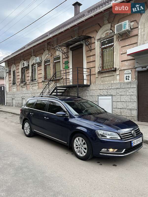 Volkswagen Passat 2011 Volkswagen Passat 2011