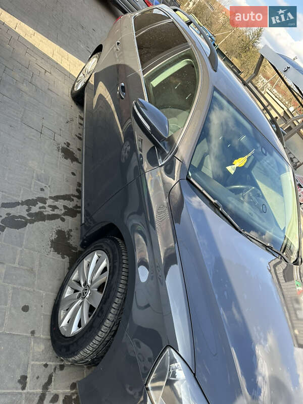 Универсал Volkswagen Passat 2013 в Перечине